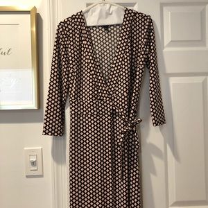 Anne Taylor Work dress 👗 Worn Once Fits a size 4!